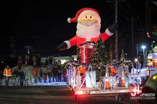 Hotels-Gouverneur-Sept-iles-christmas-parade